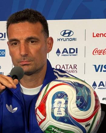 Scaloni cumple 100 partidos con la Selección y agranda su legado